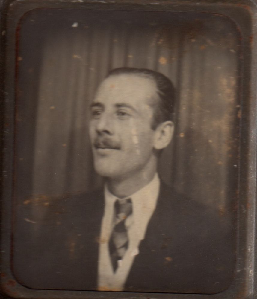 {}{Mi Padre hacia 1937};{@Date:1937};{@Place:Santiago};{@Author:Clarence Fisk ll Modified: May 20};{2021};{*NOP*};{<>Arthur  Edward Fisk Godoy};{<>Charles Mario Fisk Godoy};{<>Clarence Alfred  Fisk Godoy};{<>Clarence Ames Fisk Sparhawk};{<>Florence  Abbie Rand Taylor};{<>Herbert Anthony Fisk Godoy};{<>Maria Luisa Godoy Benitez;};{<>Mary Charlotte Fisk Godoy};{Charles Taylor Fisk Rand};{eTg};{[ATHR]Clarence Fisk ll  Modified: May 20,2021
