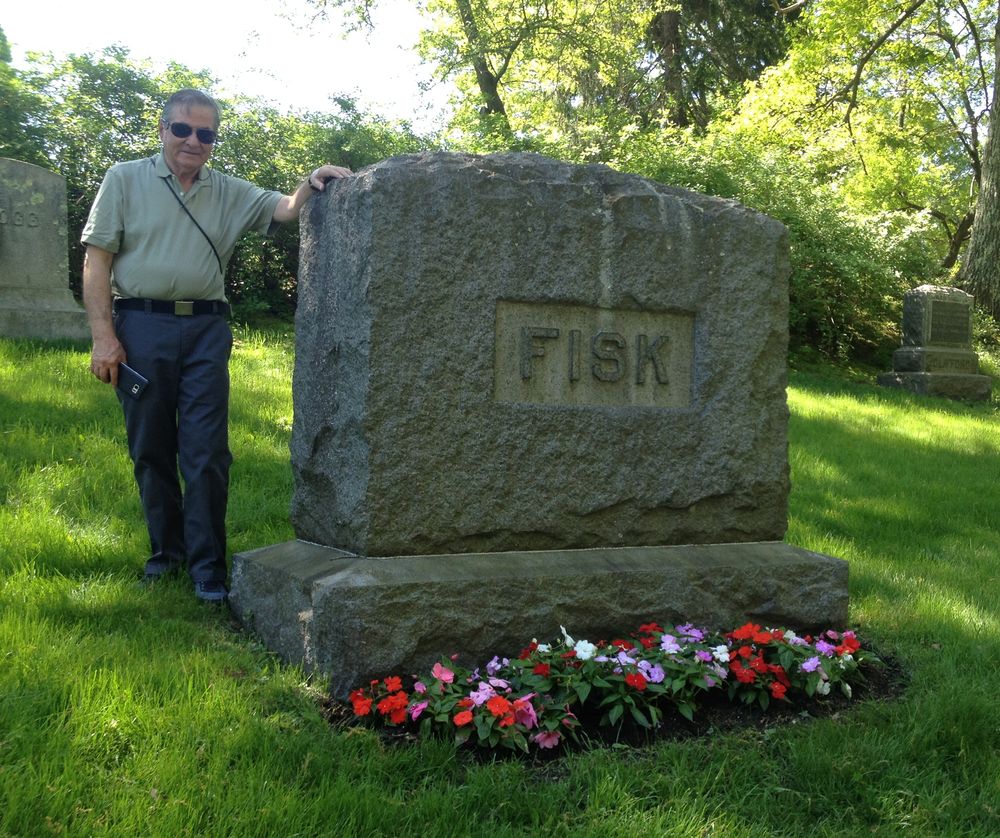 {}{Lugares donde Descansan Nuestras Familiares};{@Date:2018};{@Place:Newton Cemetery};{ Boston};{MA};{ USA};{@Author:Clarence Fisk II};{<> Charles Mario Fisk Godoy};{<> Clarence Ames Fisk Sparhawk};{<> Mary Charlotte Fisk Godoy};{<> Max Bohannon Fisk};{<> Susan Elizabeth Sparhawk Greenwood};{<>Florence  Abbie Rand Taylor};{[|]Cementerios Descanso Familiares};{Charles Dudley Blake Fisk Ashton};{Elena Edith Collell Nuñez};{Florence Marion Otis};{William Francis Fisk Sparhawk};{eTg};{William Francis Fisk};{Francis Fisk Sparhawk};{Charles DB Fisk};{1850-1929};{Susan Elizabeth Sparhawk};{Elizabeth Sparhawk Greenwood};{Greenwood  1854-1931};{Cementerio};{Newton};{Cementerio Newton};{Walnut Street};{Newton Center};{Boston};{Massachusetts};{Estados Unidos};{Section  LL};{Range  B};{Charles Dudley Blake};{Dudley Blake Fisk};{Florence Marion Otis};{Elena Edith Collell};{Edith Collell Núñez};{Clarence};{Newton Cemetery};{Clarence Florence};{Chile};{ENGLISH TRANSLATION};{United States};{Great-grandfather Charles};{[ATHR]Clarence Fisk II